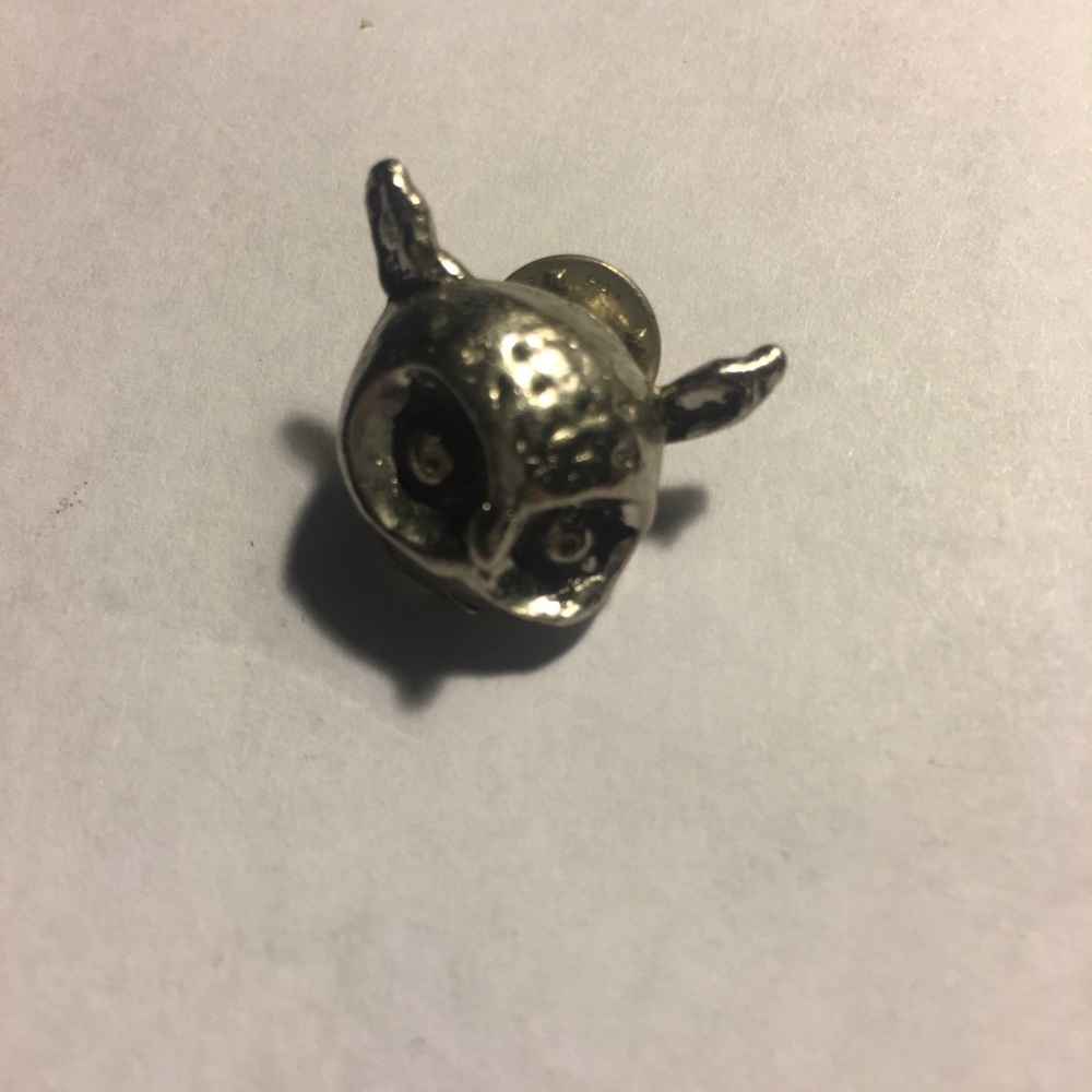 Vintage silver owl pin